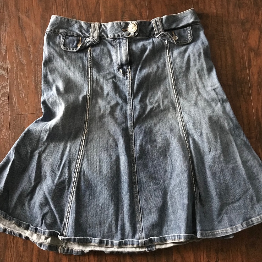 Candies Size 13 (10 Ladies) Jean Skirt Modest
